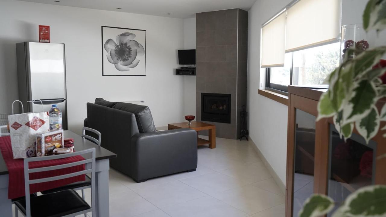Casas Do Aidro Guest House Freches ภายนอก รูปภาพ
